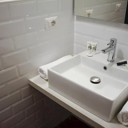 Regina Cappellari - Elegante Dimora Nel Cuore Di Roma