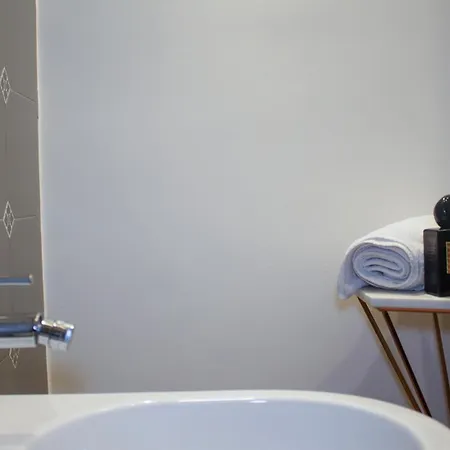 Appartamento Regina Cappellari - Elegante Dimora Nel Cuore Di Roma